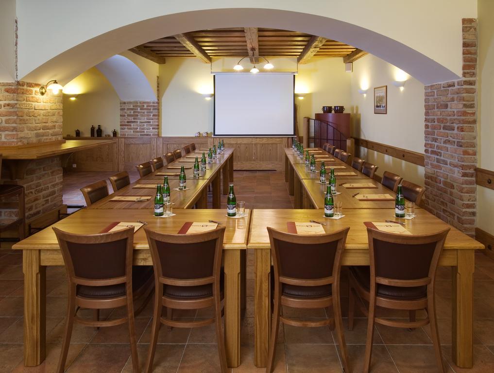 Dolce Villa Prága Kültér fotó